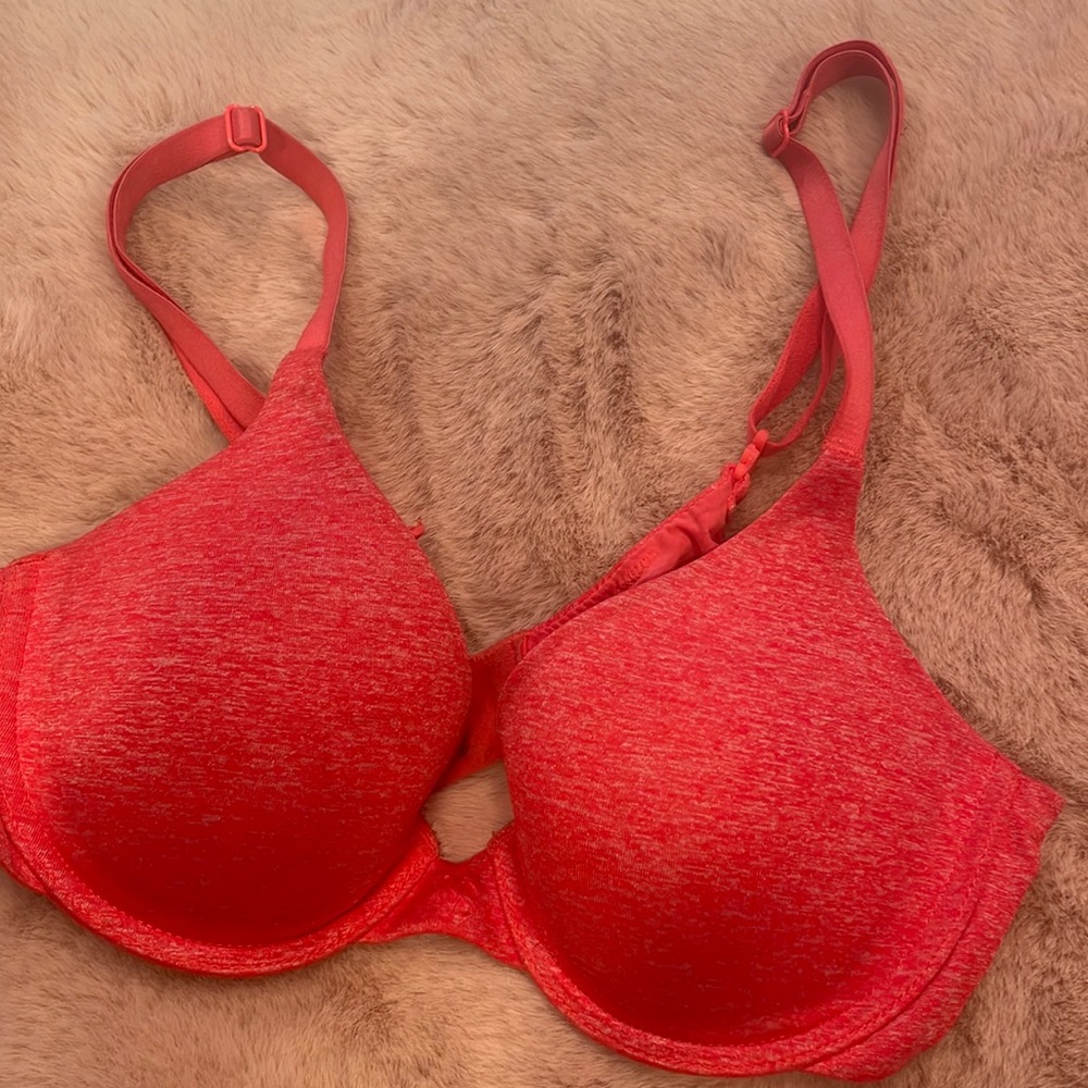 VS Uplift Semi Demi Bra with adjustable straps